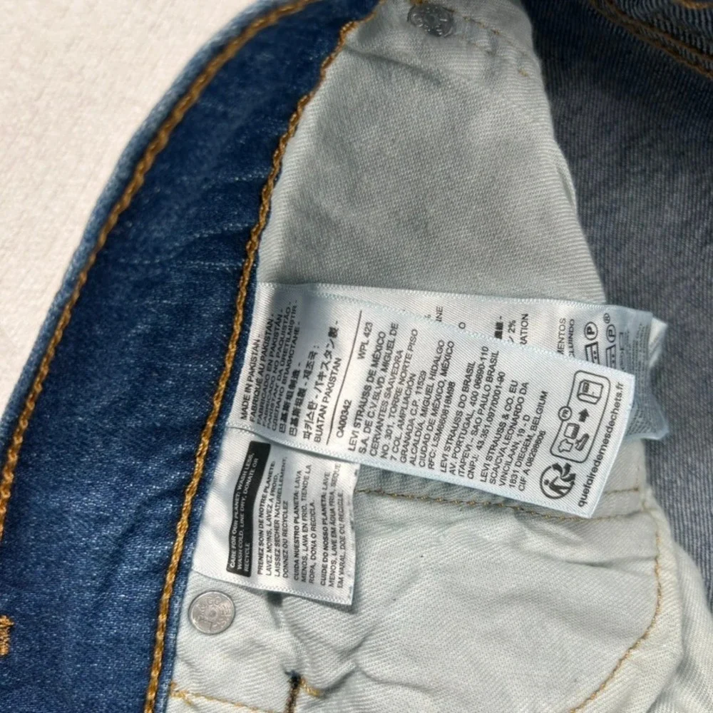 Levis 505 Jeans Mens 40x32 Regular Denim Blue Straight Leg Pants Classic Minimal